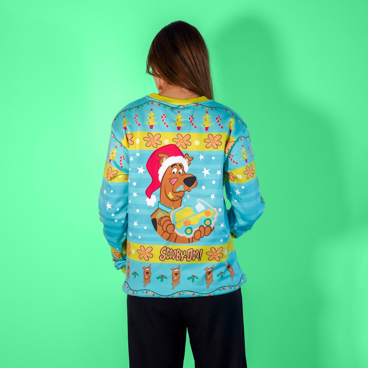 Sudadera Navideña Scooby Doo Mysterine Machine